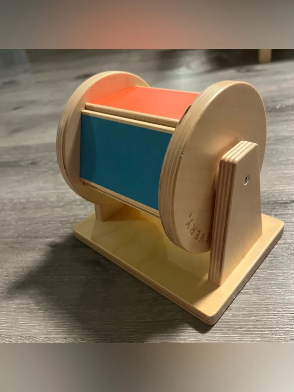 Lovevery Spinning Rainbow 5-6 months Montessori-Inspired Wood From Senser Kit